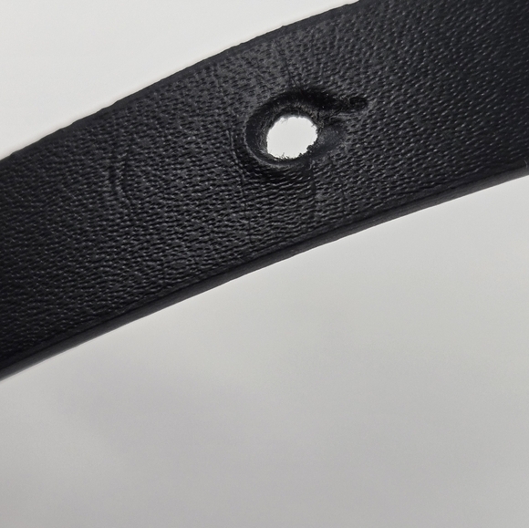 H&M BLACK SKINNY FAUX LEATHET BOW FRONT BELT ONE PRONG CLOSURE WOMEN OS - Picture 8 of 12